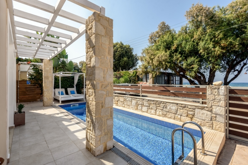 property-img
