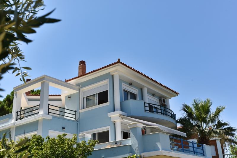 property-img